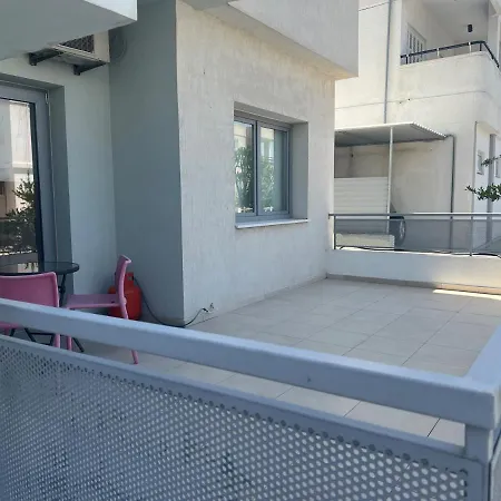 아파트 Myrtiana 니코시아