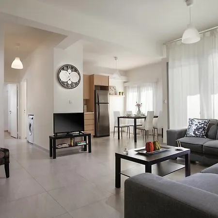 Myrtiana Apartment *